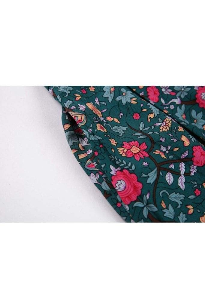 Beautiful Dark Green Box Pleated Vine Bright Red Flower Skirt with Pockets