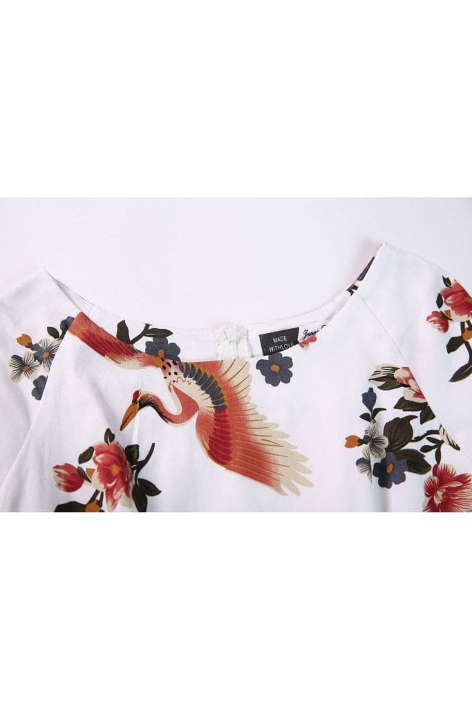 Gorgeous White with Red Crane and Floral Scoop Neck Short Sleeve A Line Vintage Dress